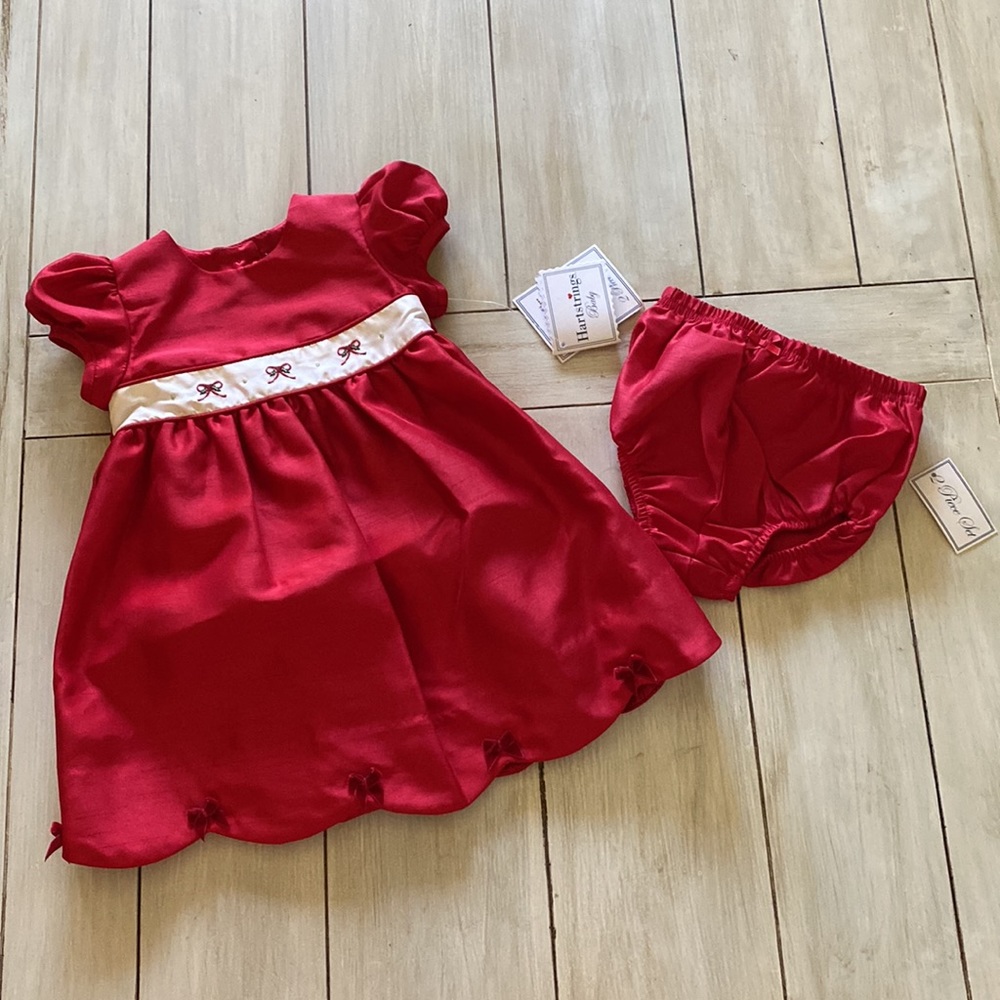 🎄 HARTSTRINGS NWT Red White Green Holiday Formal Dress Bows Bloomers 24 Months